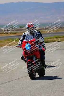 media/Mar-27-2022-Lets Ride (Sun) [[8affb282f8]]/Around the Pits/